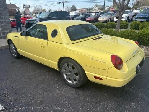 2002 Ford Thunderbird Base
