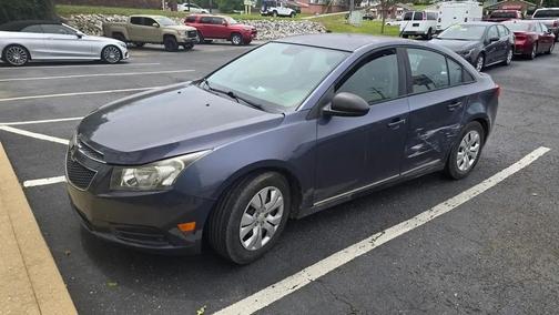 Blue 2014 Chevrolet Cruze LS
