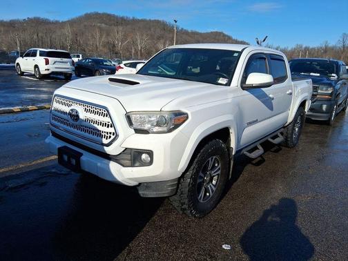 2017 Toyota Tacoma TRD Sport
