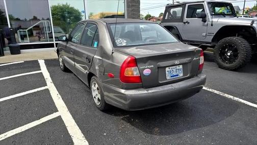 2002 Hyundai Accent GL