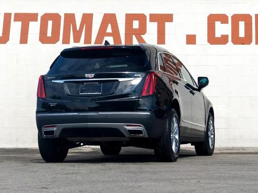 Black 2020 Cadillac XT5 Premium Luxury