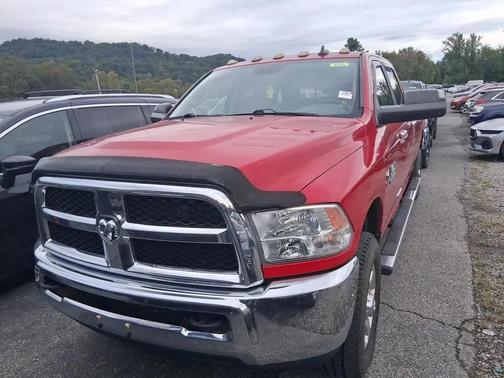 Flame Red Clearcoat 2017 RAM 3500 SLT Crew Cab 4x4 8' Box