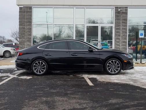 2020 Hyundai SONATA Limited