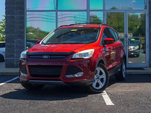 Ruby Red Tinted Clearcoat 2014 Ford Escape SE