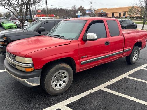 2000 Chevrolet Silverado 1500 LS