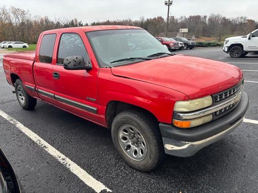 2000 Chevrolet Silverado 1500 LS