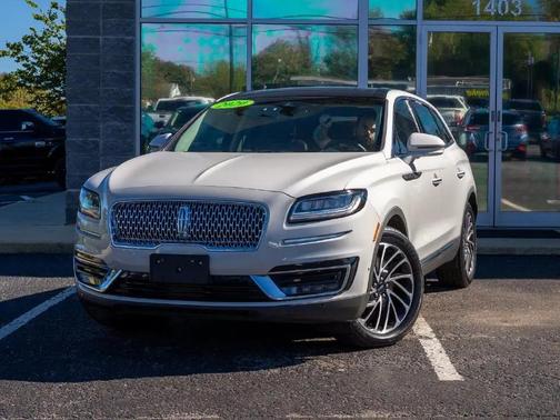 Ceramic Pearl 2020 Lincoln Nautilus Reserve