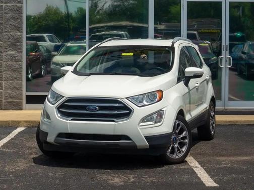 White 2021 Ford EcoSport Titanium