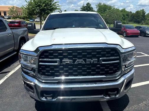2023 RAM 2500 Big Horn Crew Cab 4x4 8' Box