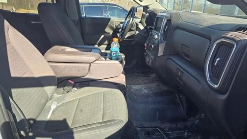 Summit White 2019 Chevrolet Silverado 1500 LT