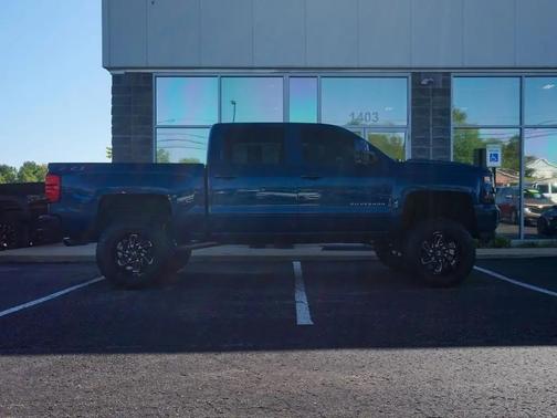 Deep Ocean Blue Metallic 2018 Chevrolet Silverado 1500 2LT