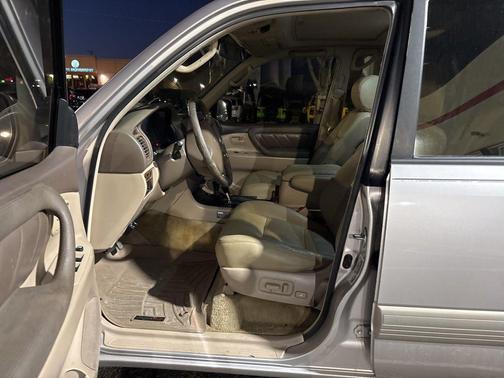 2000 Toyota Land Cruiser Base