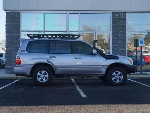 2000 Toyota Land Cruiser Base