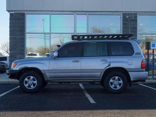 2000 Toyota Land Cruiser Base