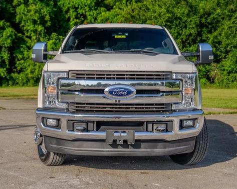 White 2017 Ford F-350 King Ranch