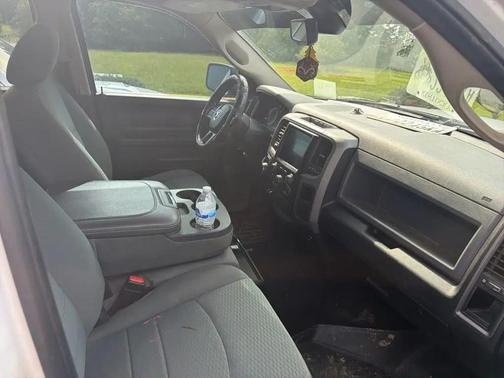 Bright White Clearcoat 2019 RAM 1500 Tradesman