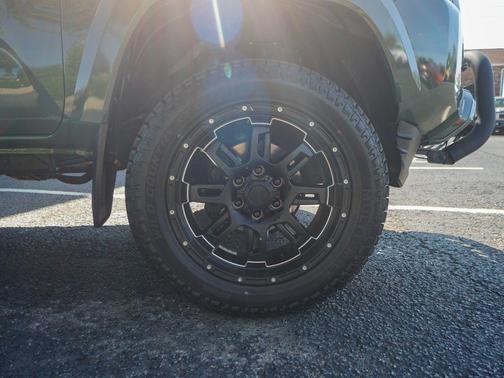 2021 Toyota Tacoma TRD Sport