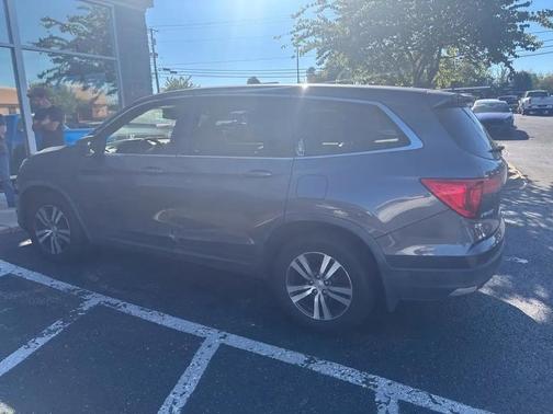 Modern Steel Metallic 2018 Honda Pilot EX-L