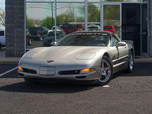 2001 Chevrolet Corvette Base