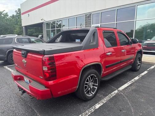 Red 2008 Chevrolet Avalanche 1500 LTZ