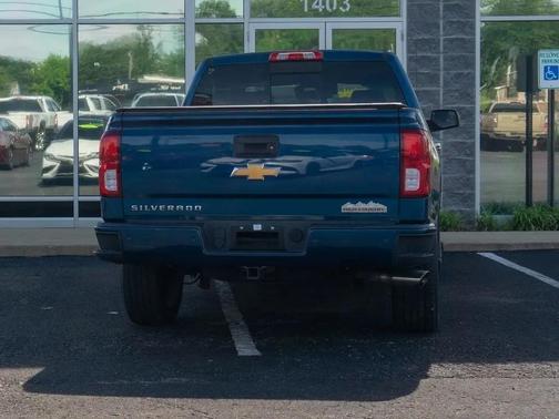 Deep Ocean Blue Metallic 2018 Chevrolet Silverado 1500 High Country