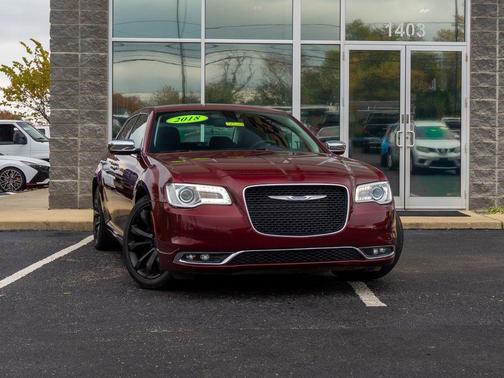 2018 Chrysler 300 Touring