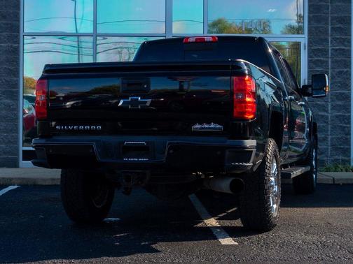 2015 Chevrolet Silverado 2500 High Country