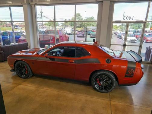 Sinamon Stick 2023 Dodge Challenger SRT Hellcat