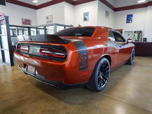 Sinamon Stick 2023 Dodge Challenger SRT Hellcat