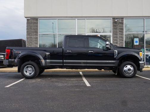 2017 Ford F-350 Lariat