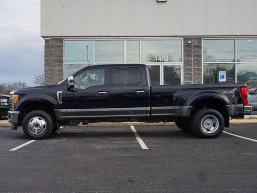 2017 Ford F-350 Lariat