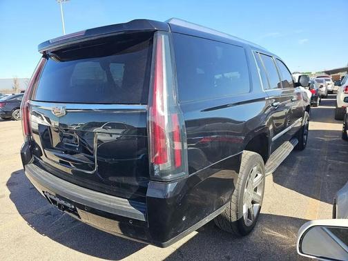 2020 Cadillac Escalade ESV Luxury