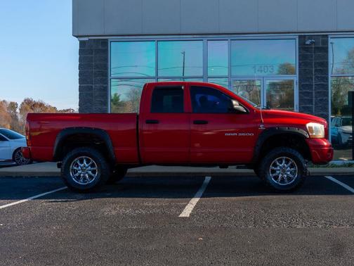 2006 Dodge Ram 2500 SLT/TRX