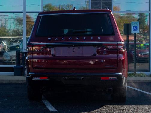 2022 Jeep Wagoneer Series III 4x4