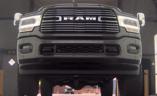 Granite Crystal Metallic Clearcoat 2022 RAM 2500 Laramie Crew Cab 4x4 6'4' Box