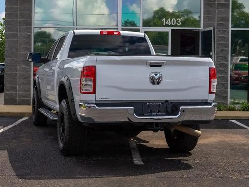 Bright White Clearcoat 2019 RAM 2500 Big Horn Crew Cab 4x4 6'4' Box