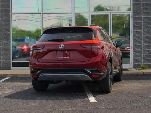 Cinnabar Metallic 2022 Buick Envision FWD Essence