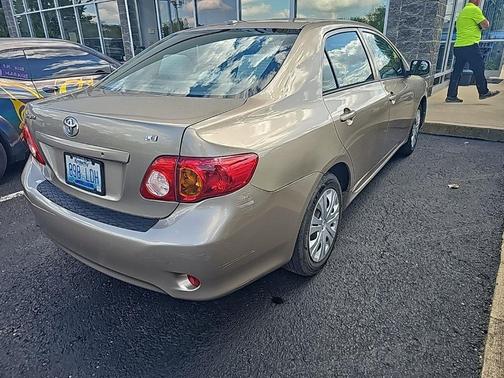 2010 Toyota Corolla LE