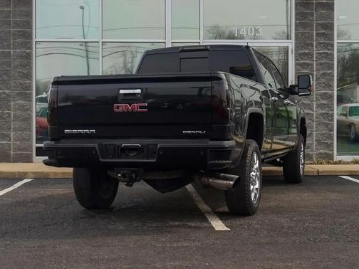 2016 GMC Sierra 2500 Denali