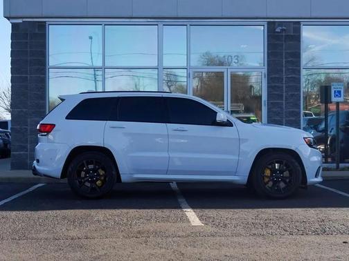 2021 Jeep Grand Cherokee Trackhawk