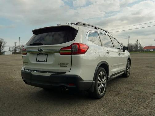 Crystal White Pearl 2019 Subaru Ascent Touring 7-Passenger