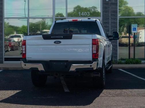 Oxford White 2022 Ford F-250 XLT