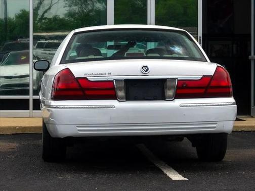 2005 Mercury Grand Marquis GS