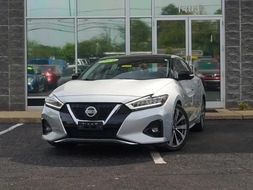Brilliant Silver Metallic 2019 Nissan Maxima 3.5 Platinum