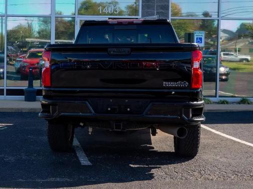 Black 2021 Chevrolet Silverado 2500 High Country