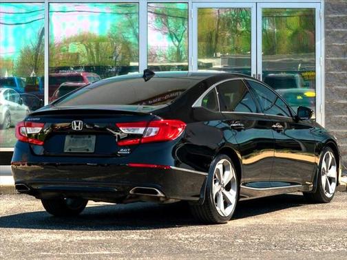 2018 Honda Accord Touring 2.0T