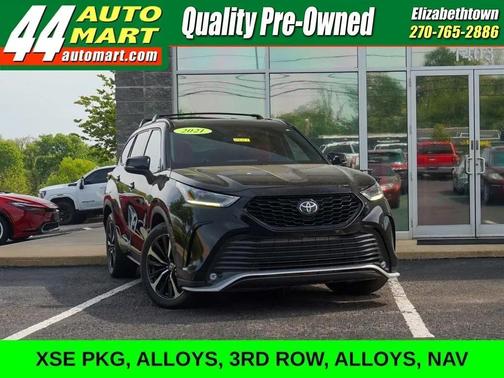 Midnight Black Metallic 2021 Toyota Highlander XSE