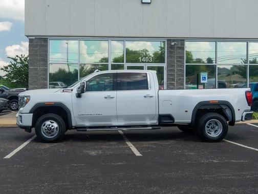 White Frost Tricoat 2020 GMC Sierra 3500 Denali
