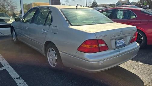 2002 Lexus LS 430 Base