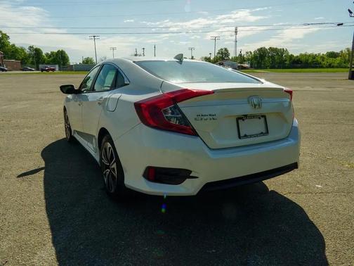 White 2017 Honda Civic EX-T